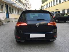 Автомобиль Volkswagen Golf 7 для аренды в Париже