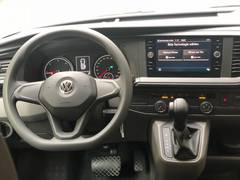 Автомобиль Volkswagen Transporter Long T6 (9 мест) для аренды в Лионе